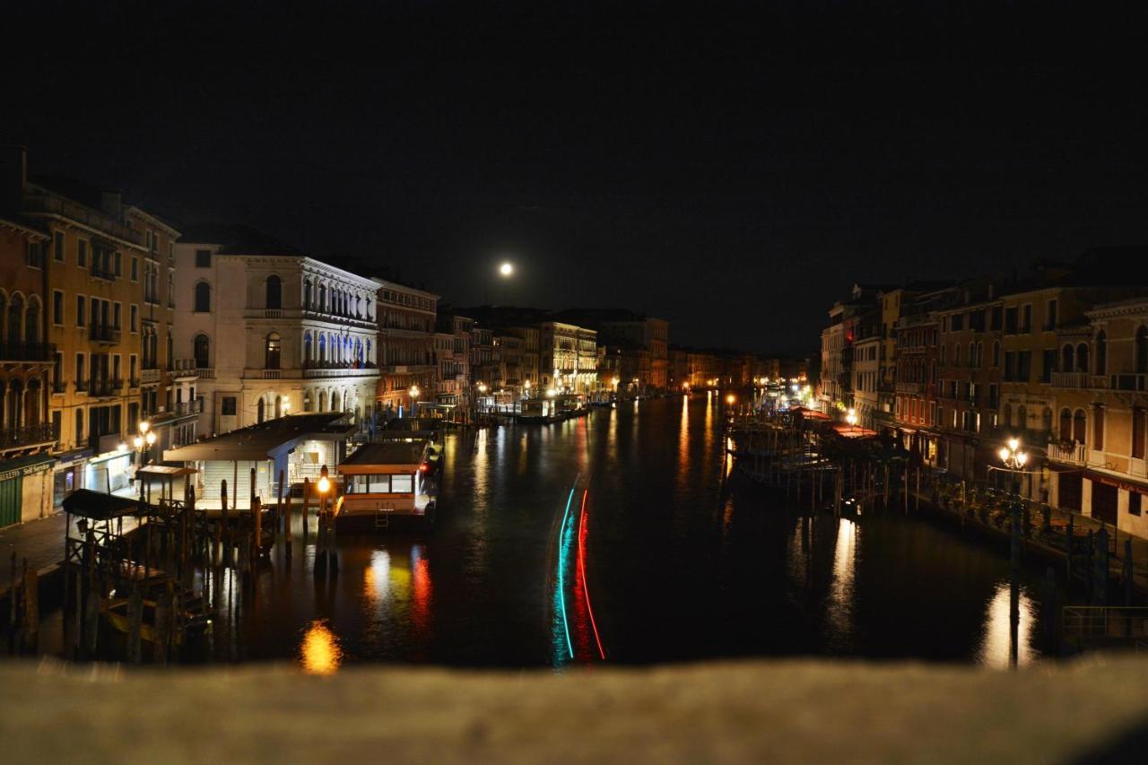 Venezia Canal View Exterior photo